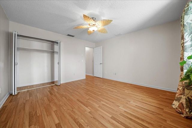 1934 SE 37TH CT CIRCLE, Ocala, FL 34471