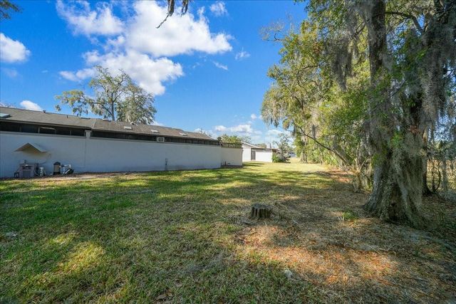 1934 SE 37TH CT CIRCLE, Ocala, FL 34471
