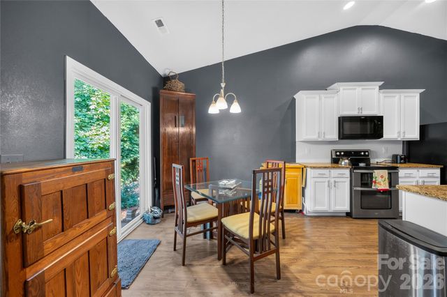 809 Gunnar Drive, Gastonia, NC 28054