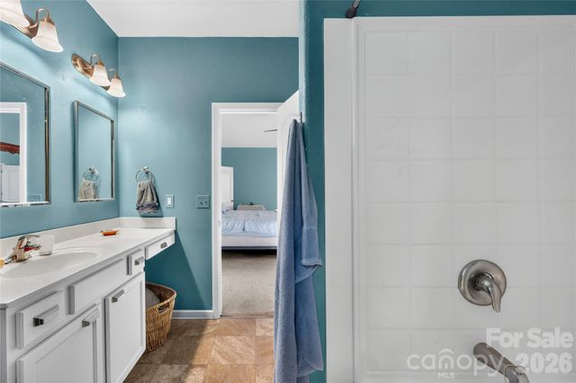 809 Gunnar Drive, Gastonia, NC 28054