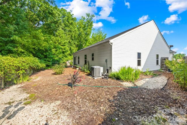 809 Gunnar Drive, Gastonia, NC 28054