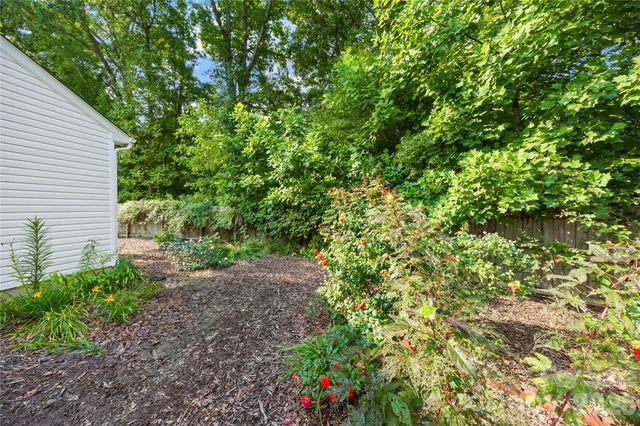 809 Gunnar Drive, Gastonia, NC 28054