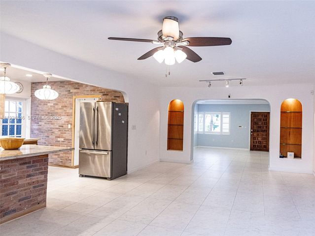 8942 Froude Ave, Surfside, FL 33154