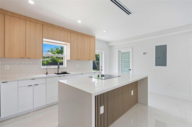 35 Allen Road, West Park, FL 33023