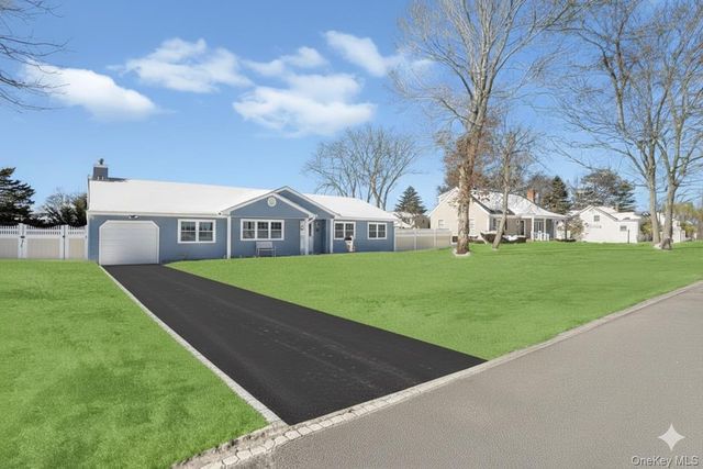 220 Washington Avenue, Patchogue, NY 11772