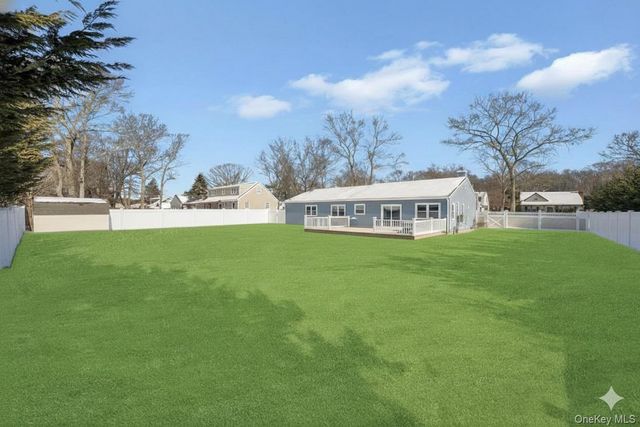 220 Washington Avenue, Patchogue, NY 11772