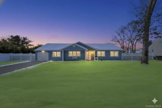 220 Washington Avenue, Patchogue, NY 11772