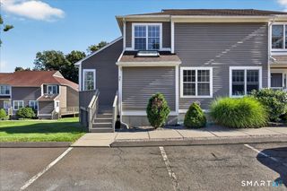 53 Brushy Plain Road 4E, Branford, CT 06405