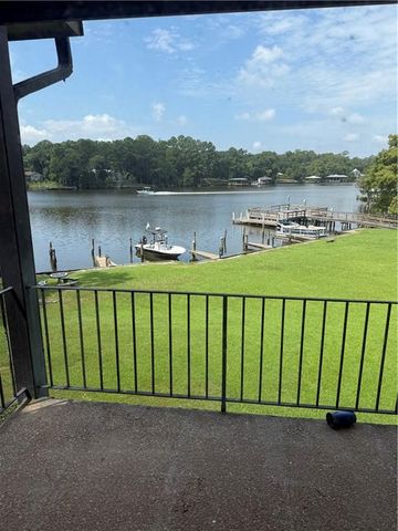 201 Riverbend Drive 201, Mobile, AL 36605