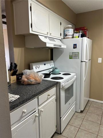 201 Riverbend Drive 201, Mobile, AL 36605