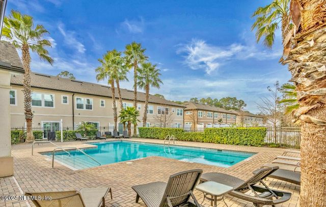 11368 ESTANCIA VILLA Drive 503, Jacksonville, FL 32246
