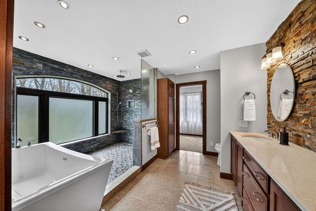 1900 Emerald Forest Lane, Niles, MI 49120