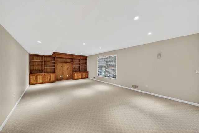1900 Emerald Forest Lane, Niles, MI 49120