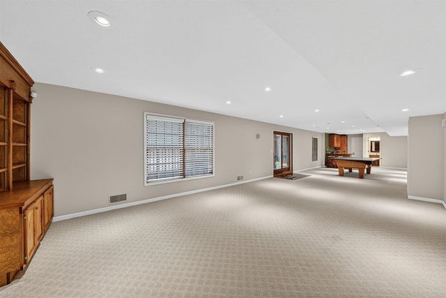 1900 Emerald Forest Lane, Niles, MI 49120