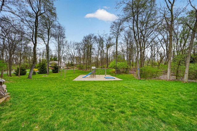 1900 Emerald Forest Lane, Niles, MI 49120