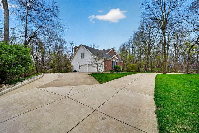 1900 Emerald Forest Lane, Niles, MI 49120