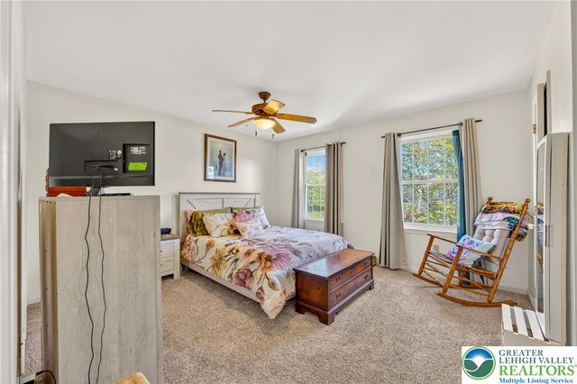 120 North Oak, Freemansburg Boro, PA 18017