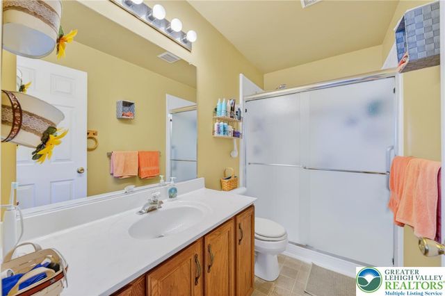 120 North Oak, Freemansburg Boro, PA 18017