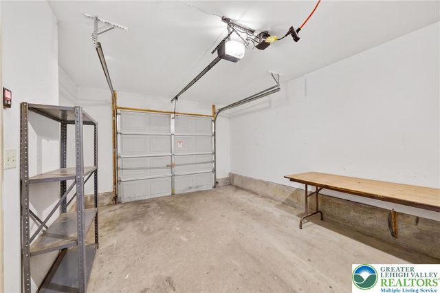 120 North Oak, Freemansburg Boro, PA 18017