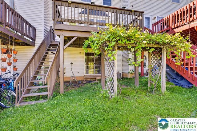120 North Oak, Freemansburg Boro, PA 18017
