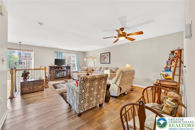 120 North Oak, Freemansburg Boro, PA 18017