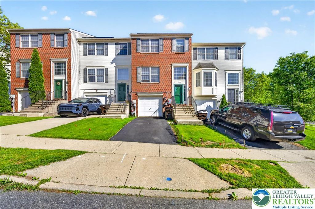 120 North Oak, Freemansburg Boro, PA 18017