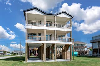 101 Ocean Shore Drive, Crystal Beach, TX 77650