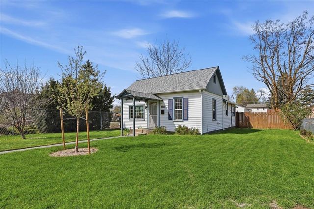 2223 E Sharp Ave, Spokane, WA 99202