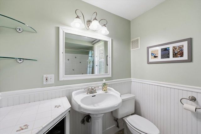 2223 E Sharp Ave, Spokane, WA 99202