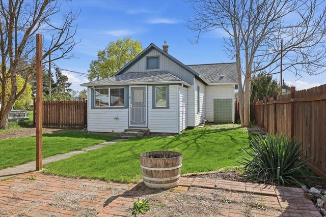 2223 E Sharp Ave, Spokane, WA 99202