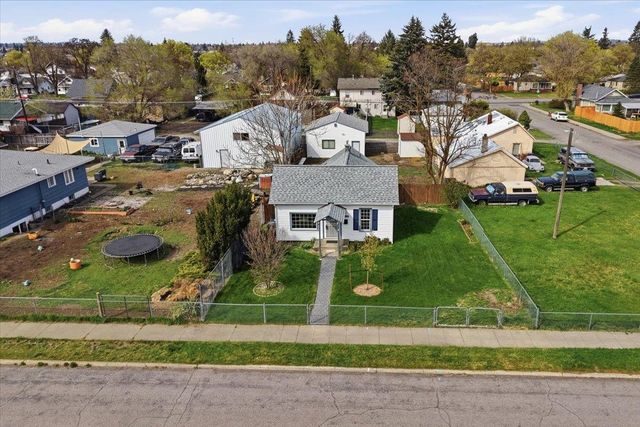 2223 E Sharp Ave, Spokane, WA 99202