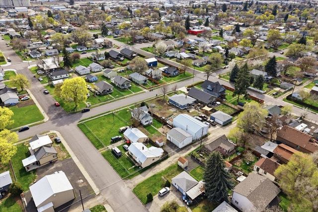 2223 E Sharp Ave, Spokane, WA 99202