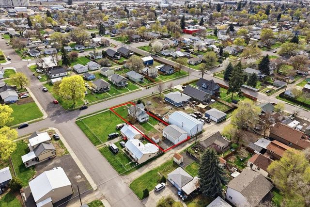 2223 E Sharp Ave, Spokane, WA 99202
