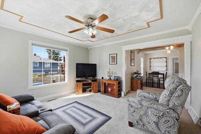 2223 E Sharp Ave, Spokane, WA 99202