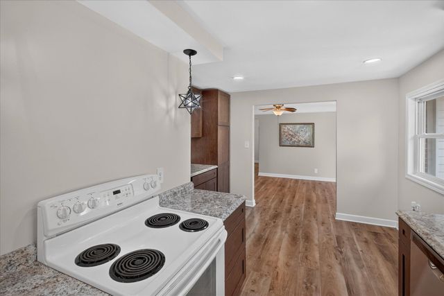 31350 Wentworth Street, Livonia, MI 48154