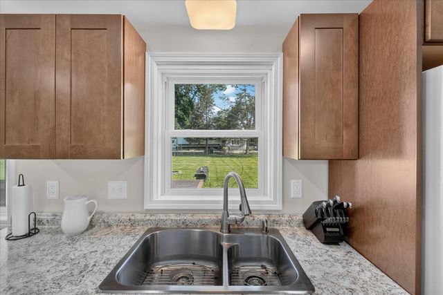 31350 Wentworth Street, Livonia, MI 48154