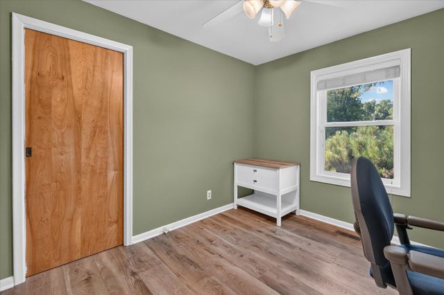 31350 Wentworth Street, Livonia, MI 48154