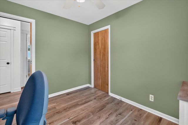 31350 Wentworth Street, Livonia, MI 48154