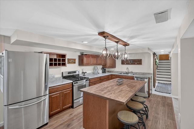 31350 Wentworth Street, Livonia, MI 48154