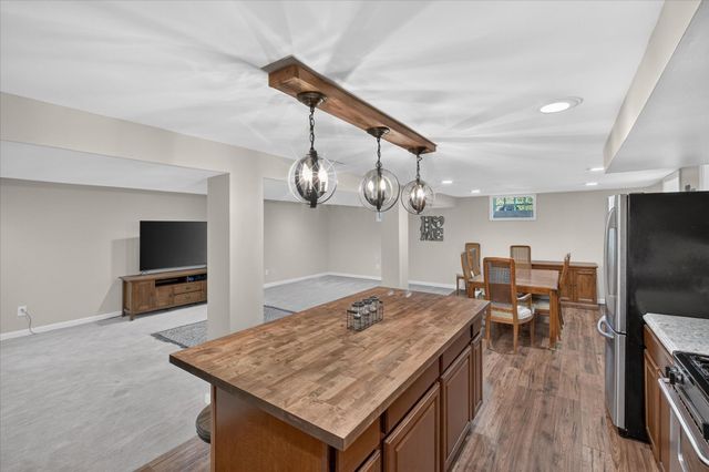 31350 Wentworth Street, Livonia, MI 48154