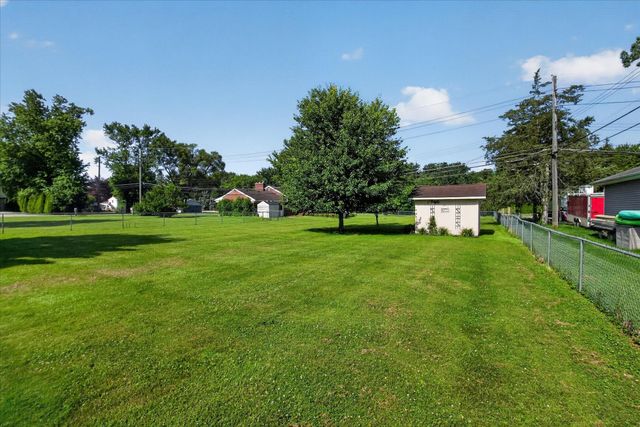 31350 Wentworth Street, Livonia, MI 48154