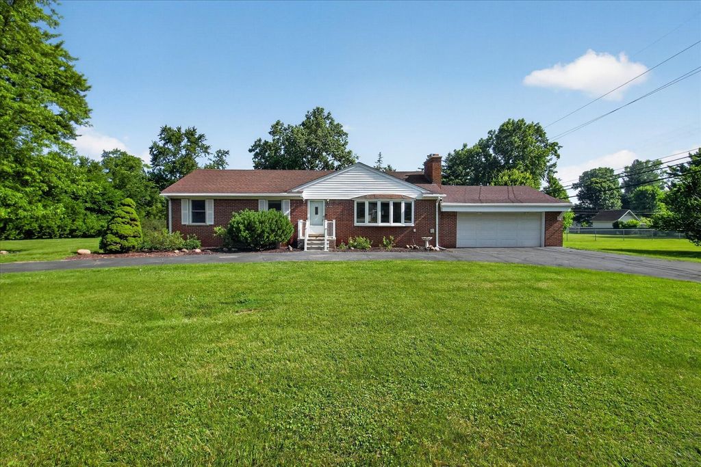 31350 Wentworth Street, Livonia, MI 48154