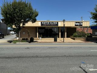 106 1st Avenue S, Conover, NC 28613