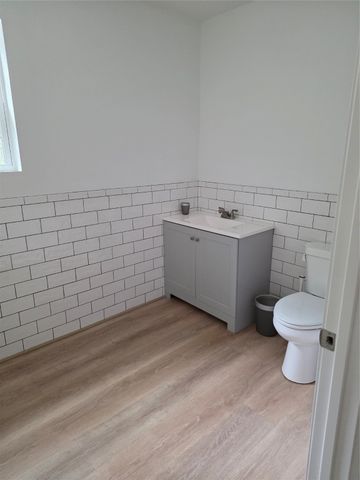 2231 CLARKSVILLE Street, Paris, TX 75460