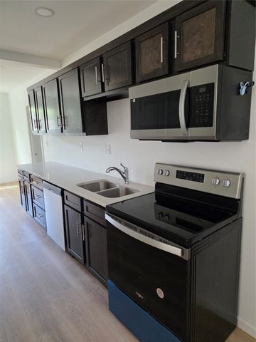 2231 CLARKSVILLE Street, Paris, TX 75460