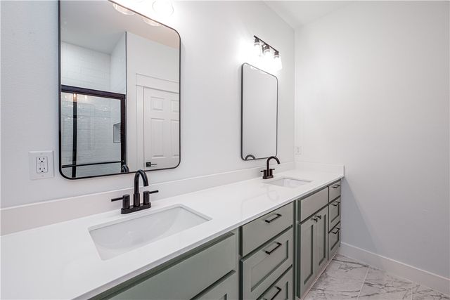 25 Hartlepool Drive, Bella Vista, AR 72715