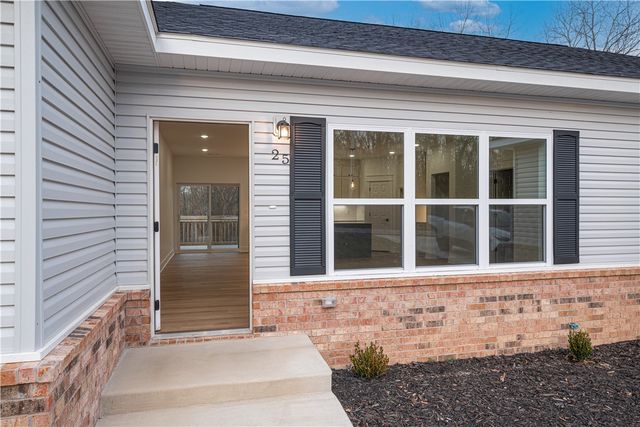 25 Hartlepool Drive, Bella Vista, AR 72715