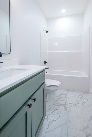 25 Hartlepool Drive, Bella Vista, AR 72715