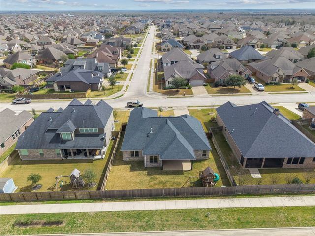 2700 Portland Avenue, College Station, TX 77845