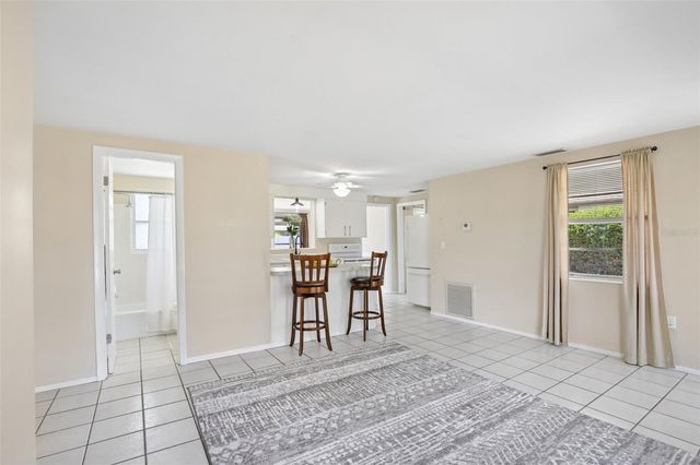 681 PALMETTO DRIVE, Venice, FL 34293